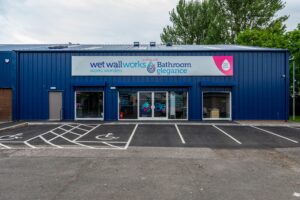 Lochlie Wet Wall 8.7.21-9888